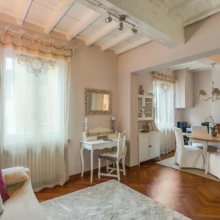 Florence- Santa Maria Novella Apartment Florence