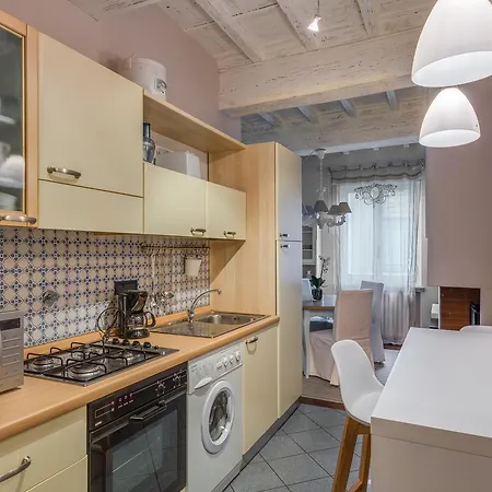 Florence- Santa Maria Novella Apartment